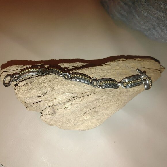 Vintage Chico's Chain-Link Bracelet Heart Charm And Toggle Clasp - Picture 8 of 8